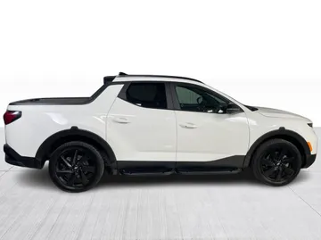 2023 Hyundai Santa Cruz - image 2