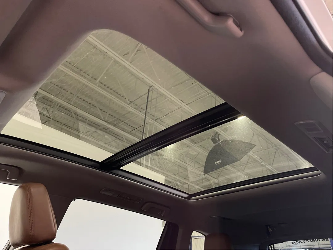 2017 Toyota Highlander — photo 5