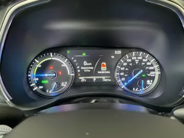2021 Toyota Highlander Hybrid - image 17