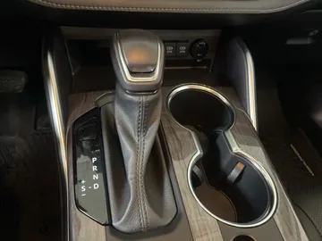2021 Toyota Highlander Hybrid - image 33