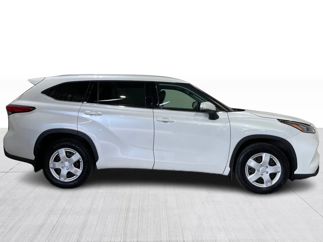 2022 Toyota Highlander for sale - photo 2