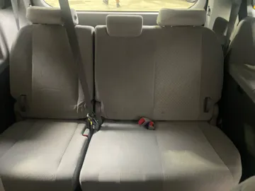 2018 Toyota Sienna - image 22