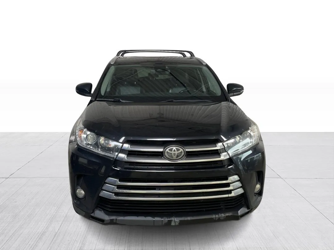 2017 Toyota Highlander — photo 7