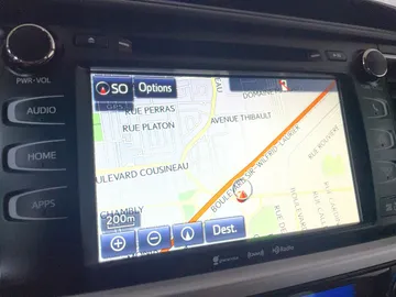2017 Toyota Highlander - image 23