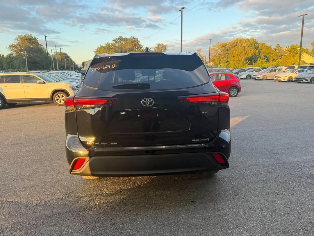 2023 Toyota Highlander for sale - photo 4
