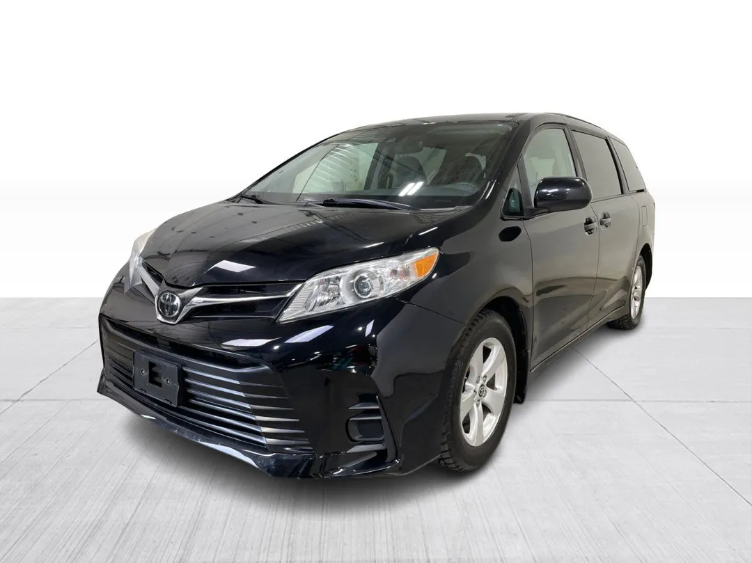 2020 Toyota Sienna — photo 8