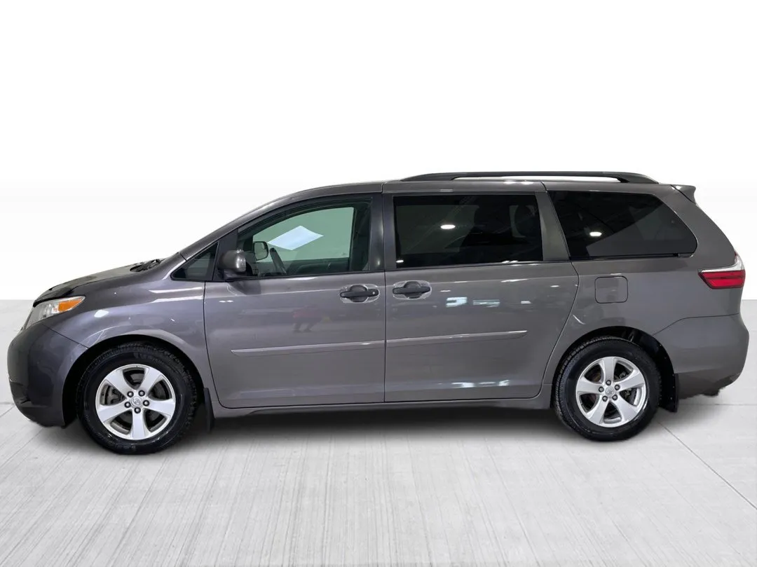2017 Toyota Sienna, photo 8