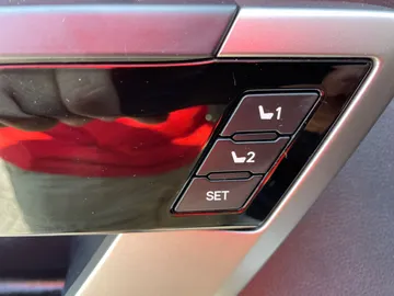 2022 Toyota Tundra - image 21
