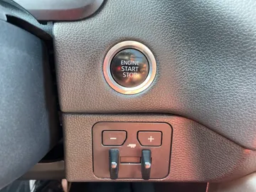 2022 Toyota Tundra - image 26