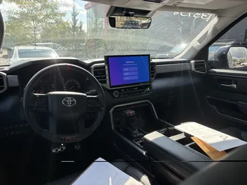 2023 Toyota Tundra - image 7