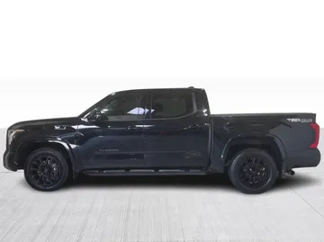 2023 Toyota Tundra - image 10