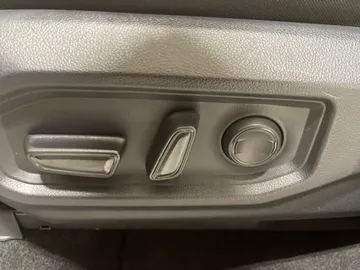 2023 Toyota Tundra - image 18