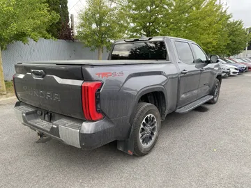 2025 Toyota Tundra - image 3