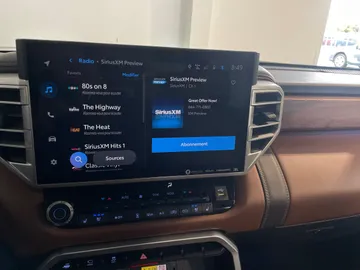 2023 Toyota Tundra - image 32