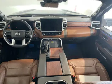 2023 Toyota Tundra - image 15