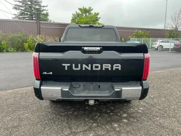 2023 Toyota Tundra - image 7