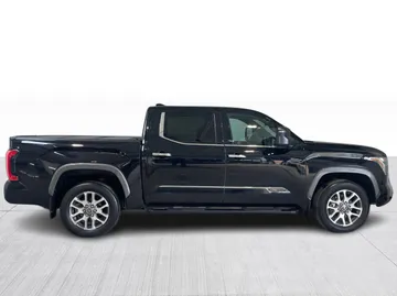 2023 Toyota Tundra - image 2