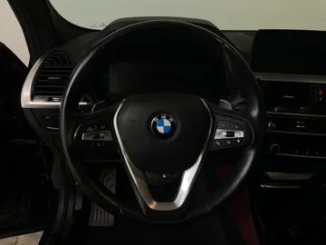2020 BMW X4 - image 18