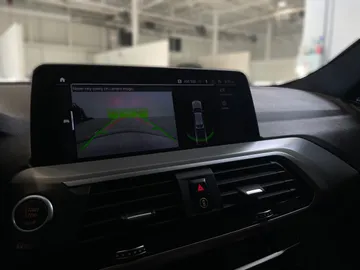 2020 BMW X4 - image 23