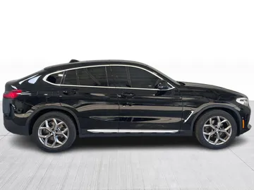 2020 BMW X4 - image 2