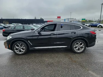 2020 BMW X4 - image 6