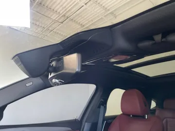 2020 BMW X4 - image 16