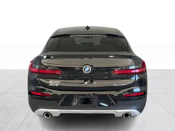 2020 BMW X4 - image 11