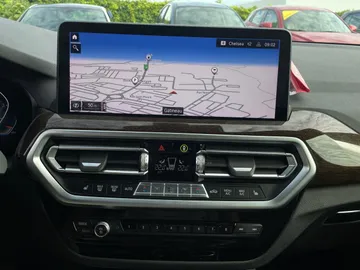2022 BMW X3 - image 21