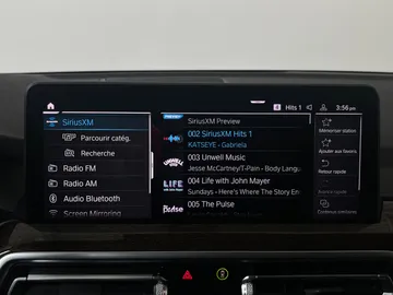 2022 BMW X3 - image 31