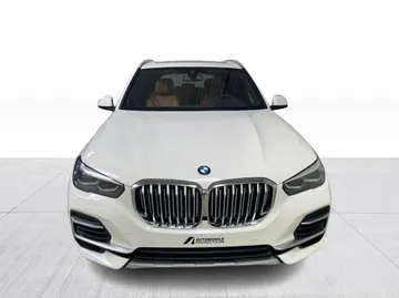 2022 BMW X5 - image 2