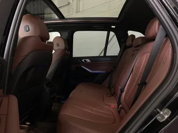 2020 BMW X5 - image 16