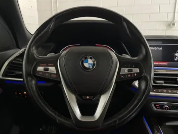 2020 BMW X5 - image 19