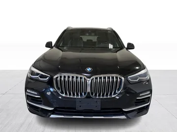 2019 BMW X5 - image 9