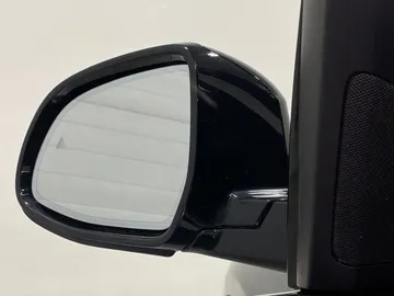 2019 BMW X5 - image 21