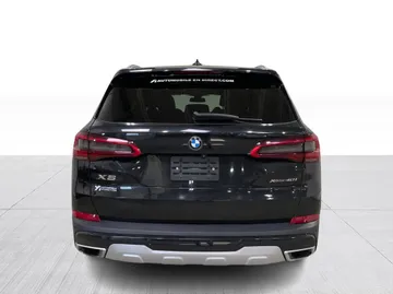 2019 BMW X5 - image 13