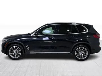 2019 BMW X5 - image 11