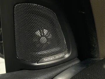 2016 BMW X5 - image 26