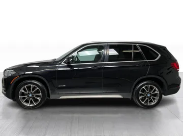 2016 BMW X5 - image 10