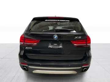 2016 BMW X5 - image 12