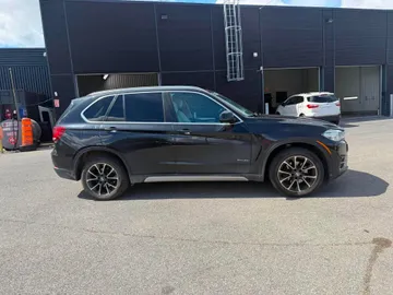 2016 BMW X5 - image 6