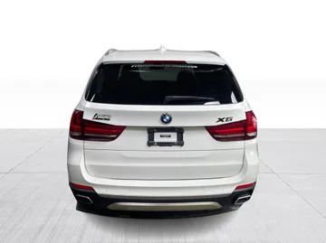 2018 BMW X5 - image 12