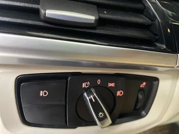 2018 BMW X5 - image 19