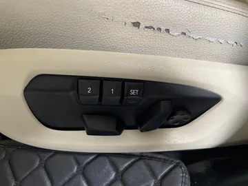 2018 BMW X5 - image 20
