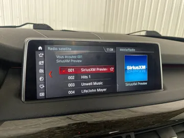 2018 BMW X5 - image 32