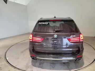 2018 BMW X5 - image 7