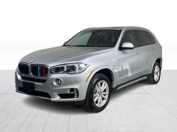 2018 BMW X5 - image 10
