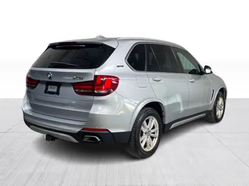2018 BMW X5 - image 15