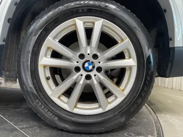 2018 BMW X5 - image 7