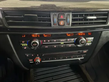 2018 BMW X5 - image 26
