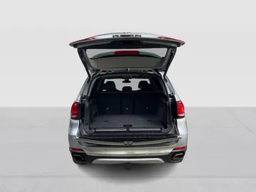 2018 BMW X5 - image 14